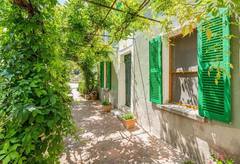 Aamiaismajoitus (B&B) La Bastide Des Saveurs