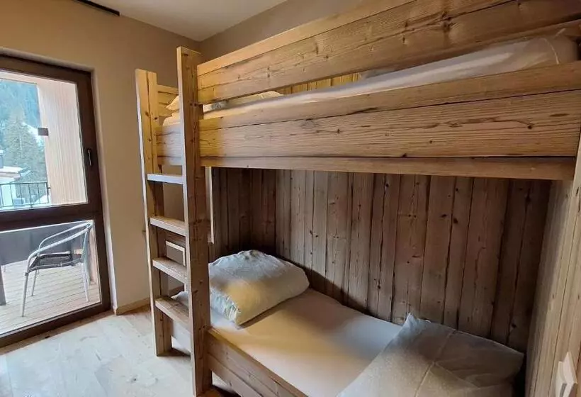 Hotelli Alpenspitz Appartements   Garni   B&b