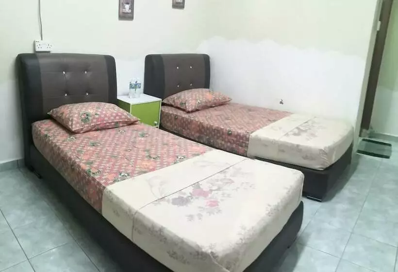 ホテル Oyo 90272 Alang Bonda Chalet