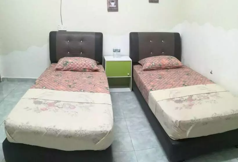 ホテル Oyo 90272 Alang Bonda Chalet
