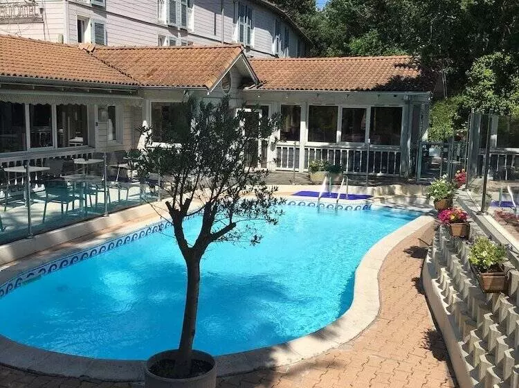 & Restaurant Heliotel