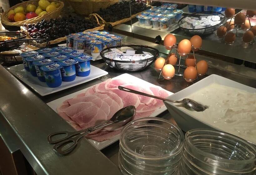 & Restaurant Heliotel