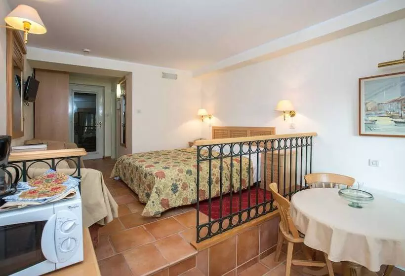 Apartments Bellevue Plava Laguna