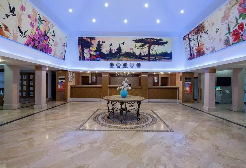 Crystal Flora Beach Resort - Ultimate All Inclusive