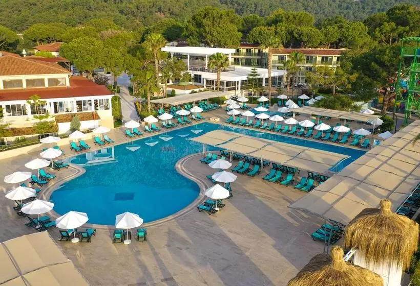 Crystal Flora Beach Resort - Ultimate All Inclusive