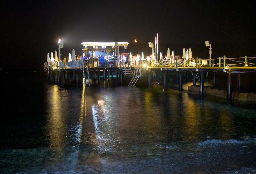 Crystal Flora Beach Resort - Ultimate All Inclusive