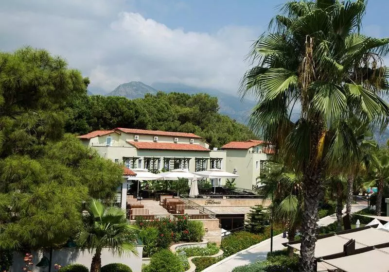 Crystal Flora Beach Resort - Ultimate All Inclusive