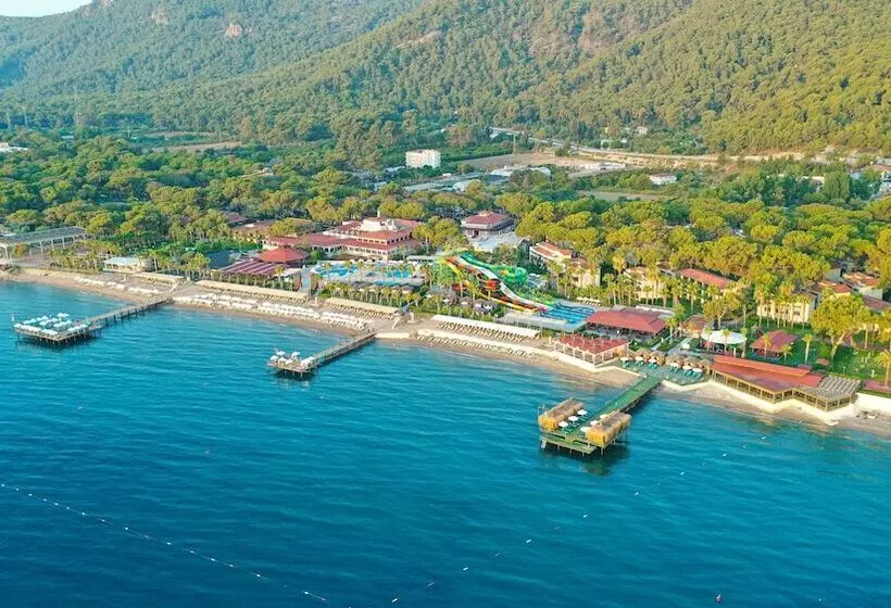 Crystal Flora Beach Resort - Ultimate All Inclusive