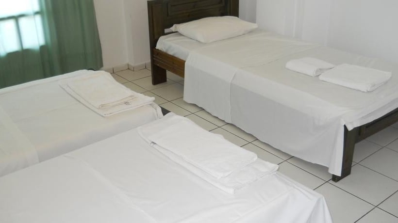 בית מלון כפרי Antinoos