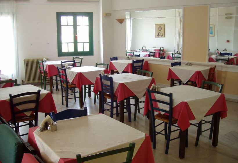 בית מלון כפרי Antinoos