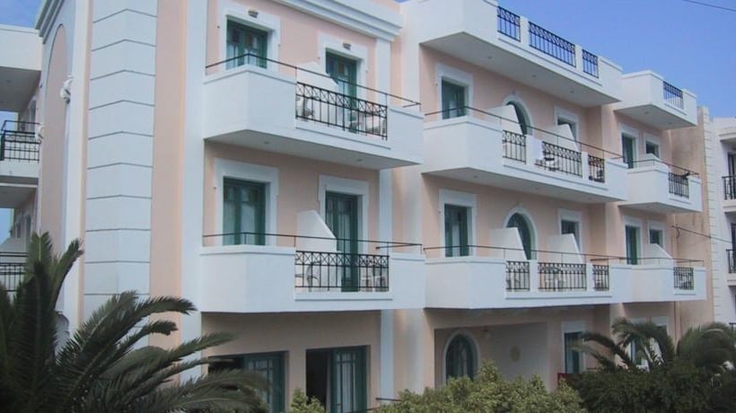 בית מלון כפרי Antinoos