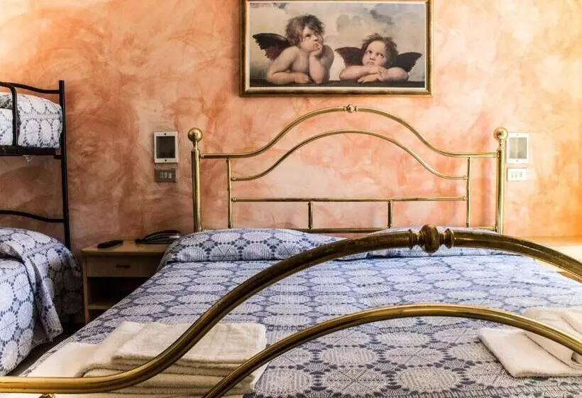 בית מלון כפרי Carillon