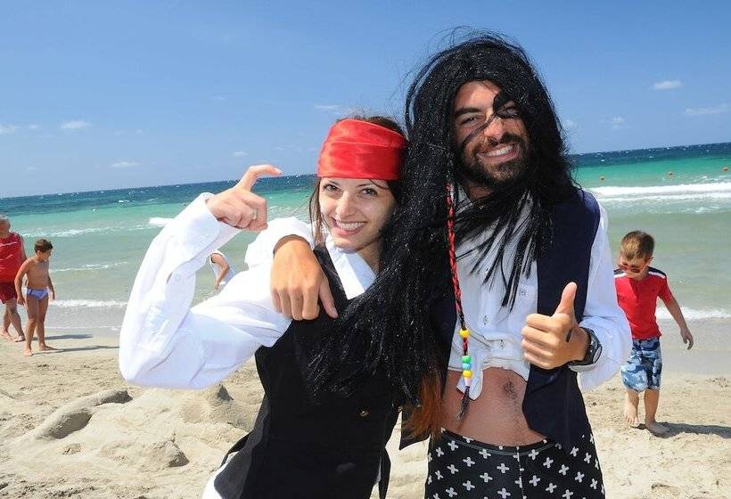 فندق Delfino Beach