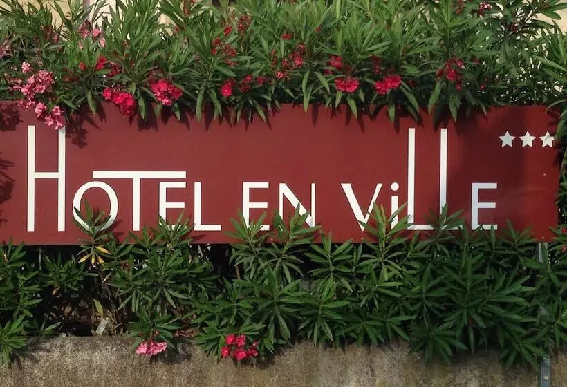 호텔 En Ville