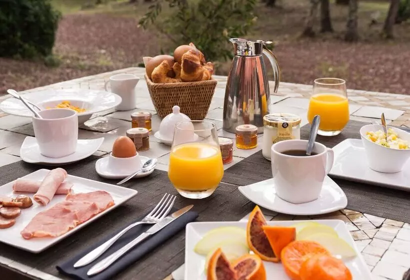 호텔 Restaurant Spa Disini Montpellier Est, The Originals Relais