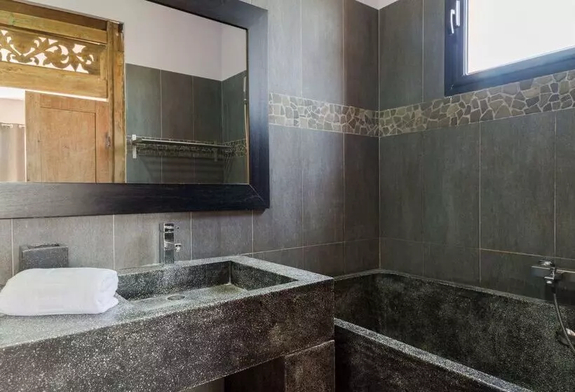 호텔 Restaurant Spa Disini Montpellier Est, The Originals Relais