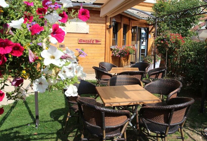 酒店 Hôtel Restaurant & Spa Les Autanes