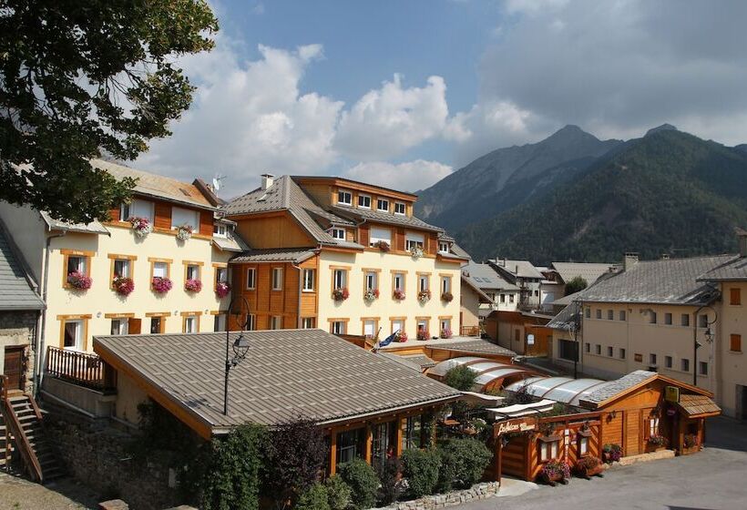 酒店 Hôtel Restaurant & Spa Les Autanes