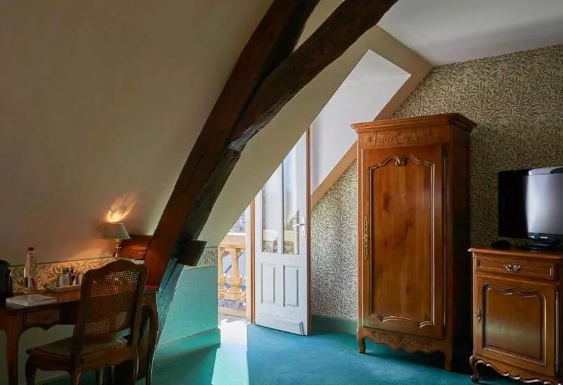 Отель Le Clos De Bourgogne