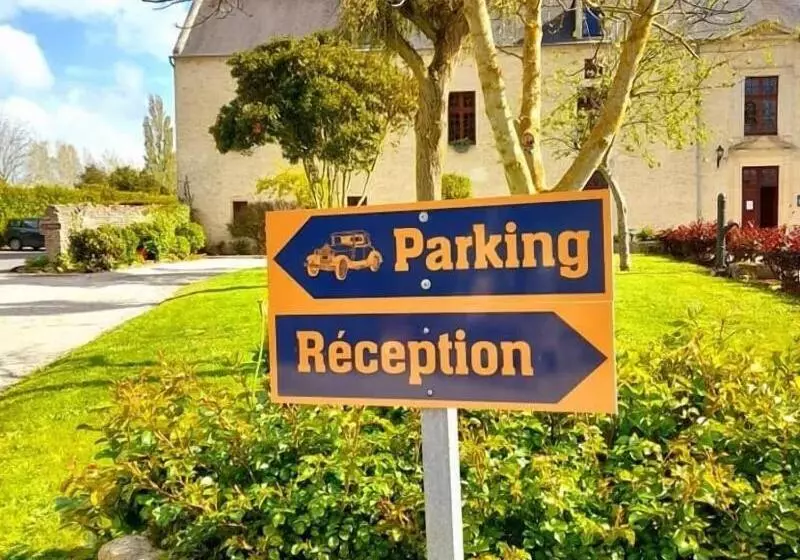 酒店 Hôtel Le Manoir De Mathan Crépon à La Campagne 5 Mn D Arromanches Et 10 Mn De Bayeux