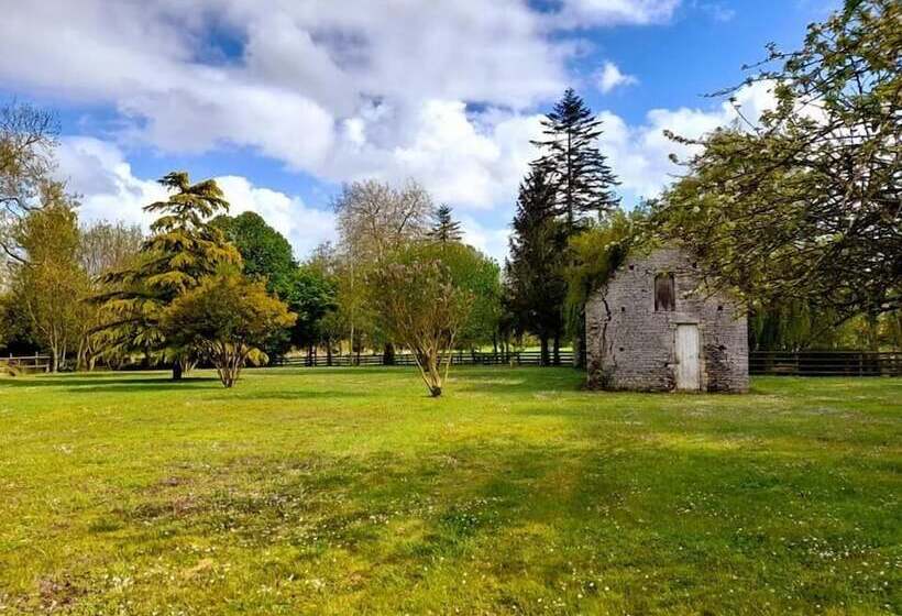 בית מלון כפרי Hôtel Le Manoir De Mathan Crépon à La Campagne 5 Mn D Arromanches Et 10 Mn De Bayeux