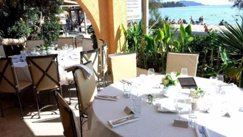 Hotel Les Flots Bleus