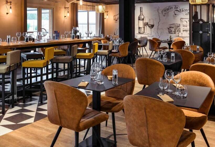 Отель Mercure Lyon Est Chaponnay