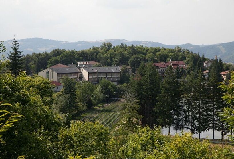 בית מלון כפרי Miramonti