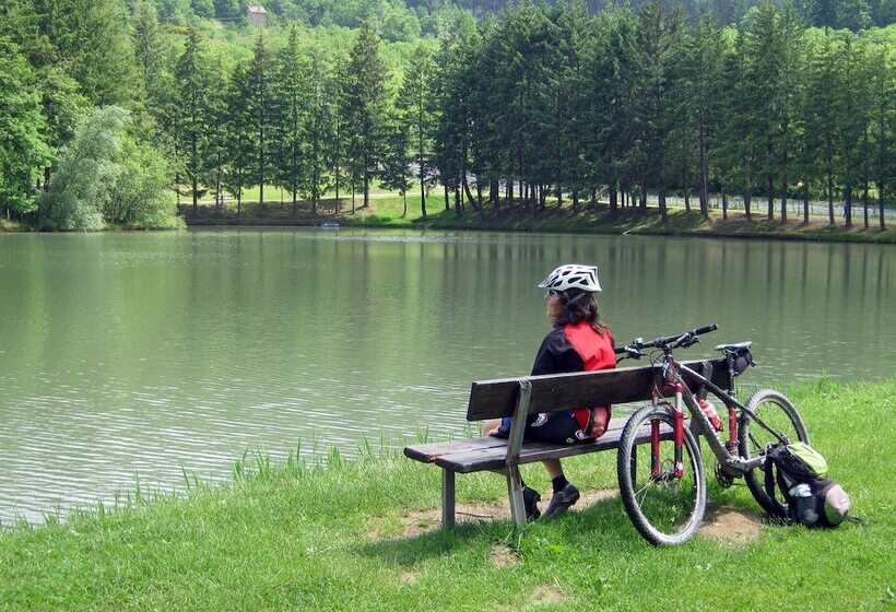 בית מלון כפרי Miramonti