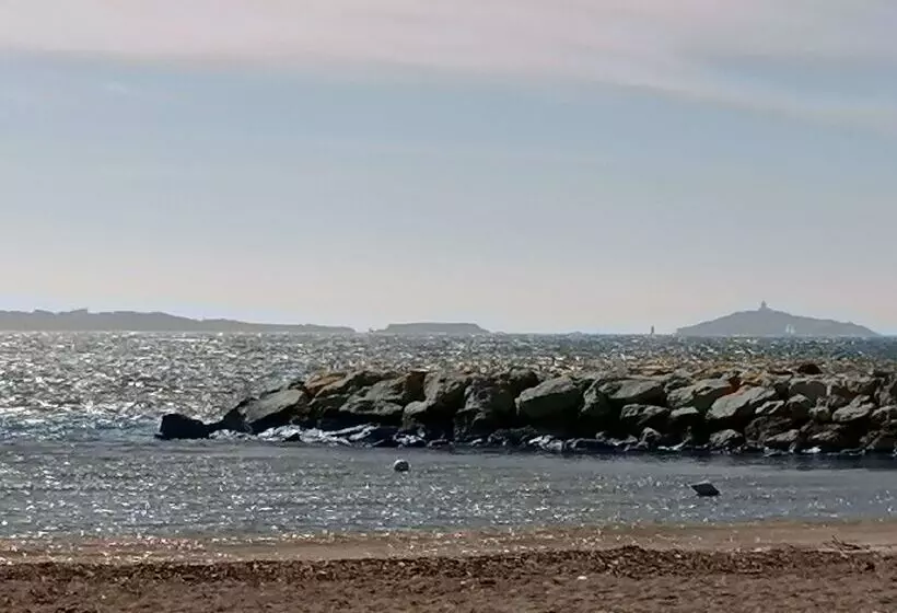 Отель Premiere Classe Toulon La Seyne Sur Mer