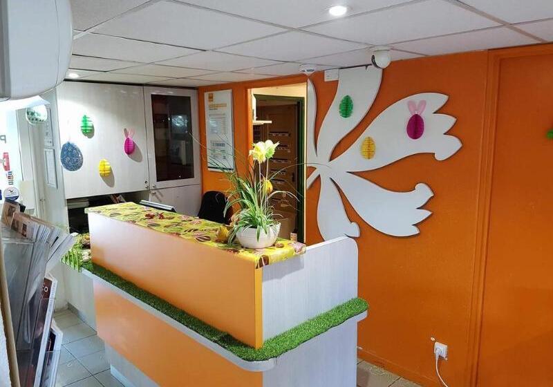 Отель Premiere Classe Toulon La Seyne Sur Mer