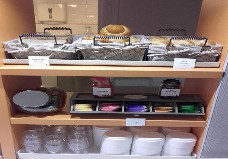 Отель Premiere Classe Toulon La Seyne Sur Mer