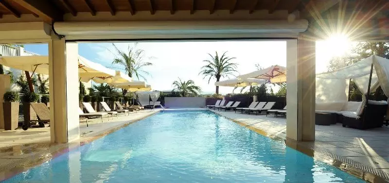 Royal Mougins Golf, Hotel & Spa De Luxe