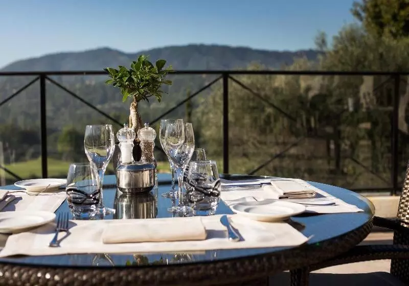 Royal Mougins Golf, Hotel & Spa De Luxe