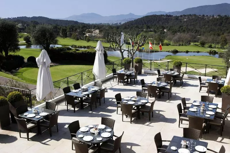 Royal Mougins Golf, Hotel & Spa De Luxe