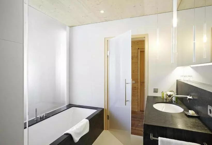 هتل Seiser Alm Urthaler