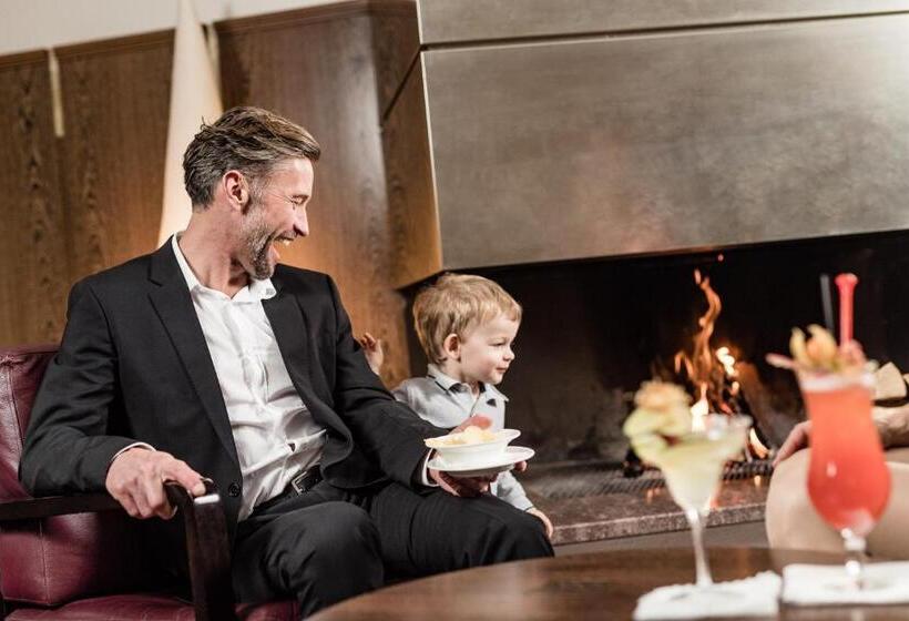 هتل Seiser Alm Urthaler