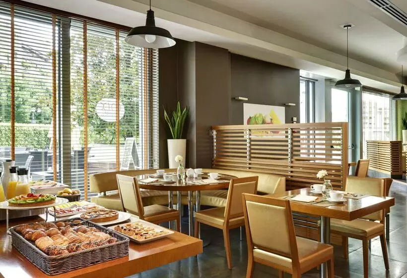 Unahotels The One Milano Hotel & Residence