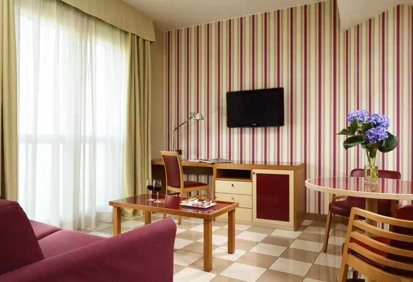 Unahotels The One Milano Hotel & Residence