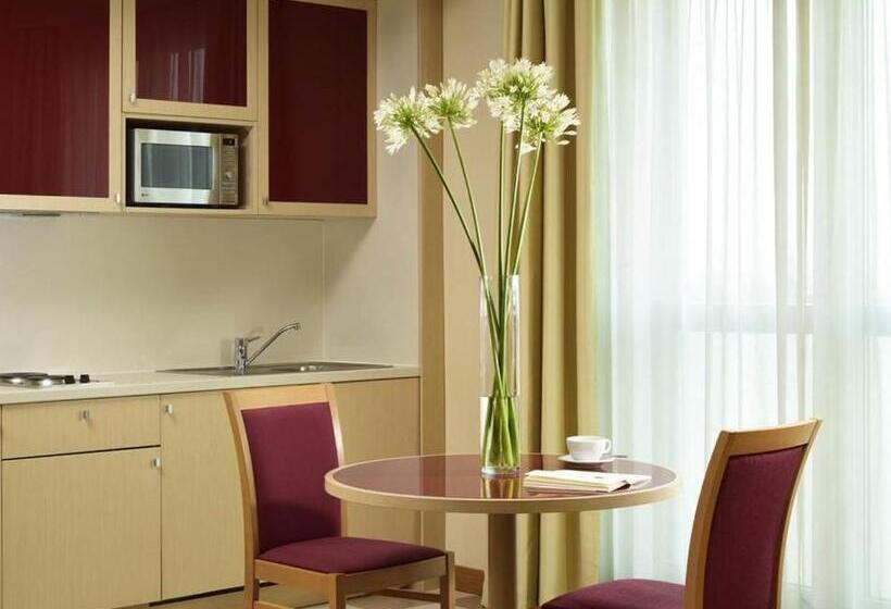 Unahotels The One Milano Hotel & Residence