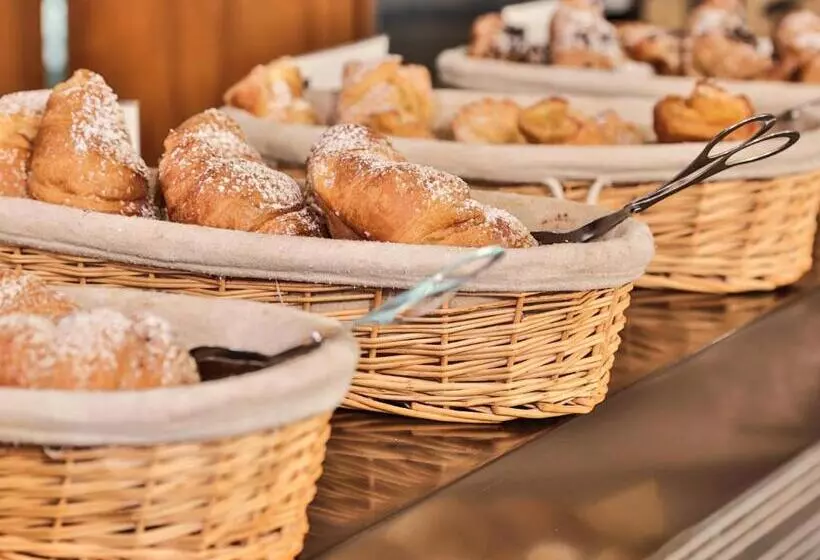 Unahotels The One Milano Hotel & Residence