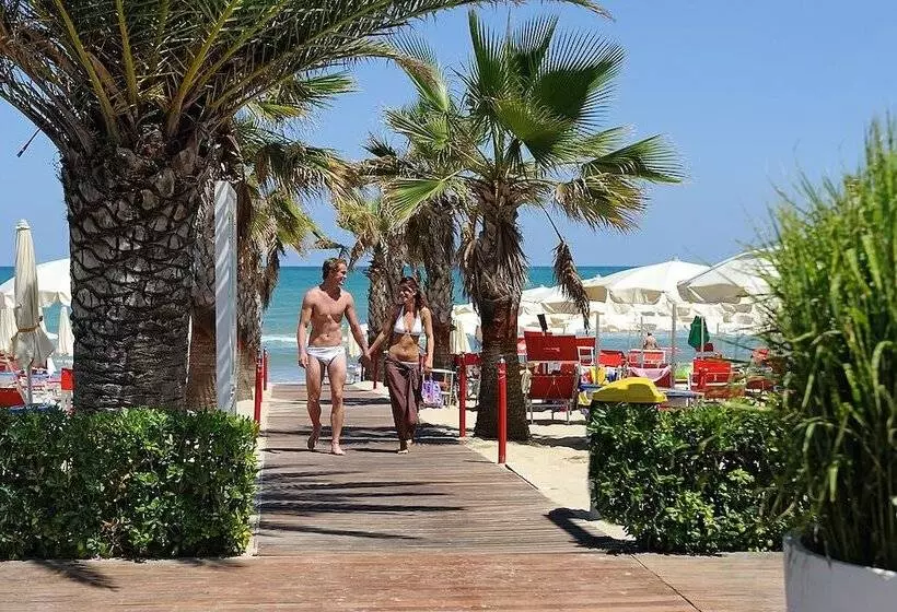 酒店 Valentino Spa Resort