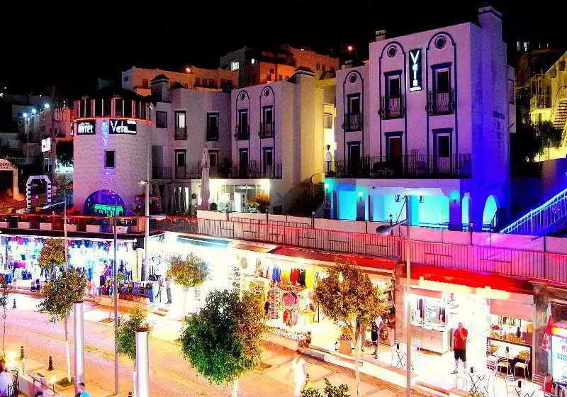Vela Hotel