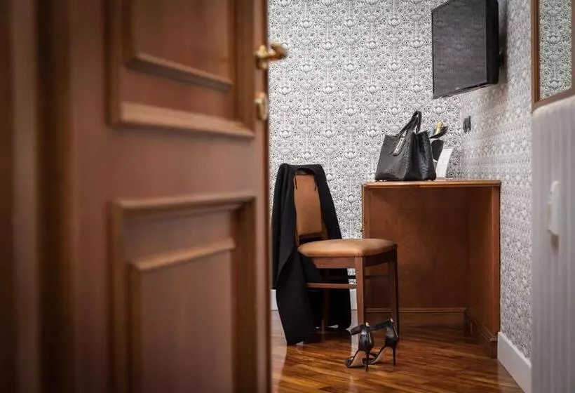 צימר Suite Beccaria A Piazza Del Popolo