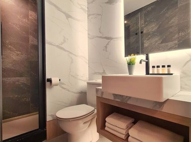 مسافرخانه Casa Gardenia