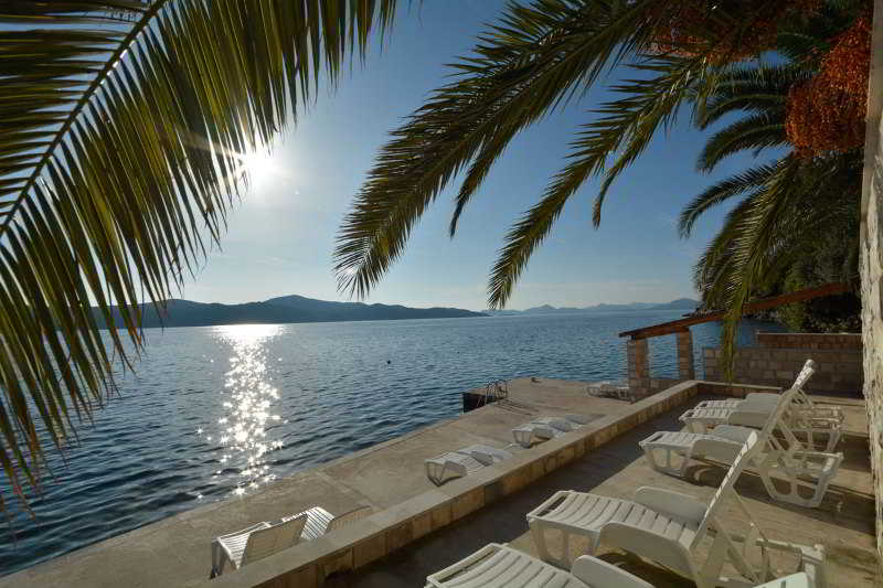 هتل Beach Villa Ratac