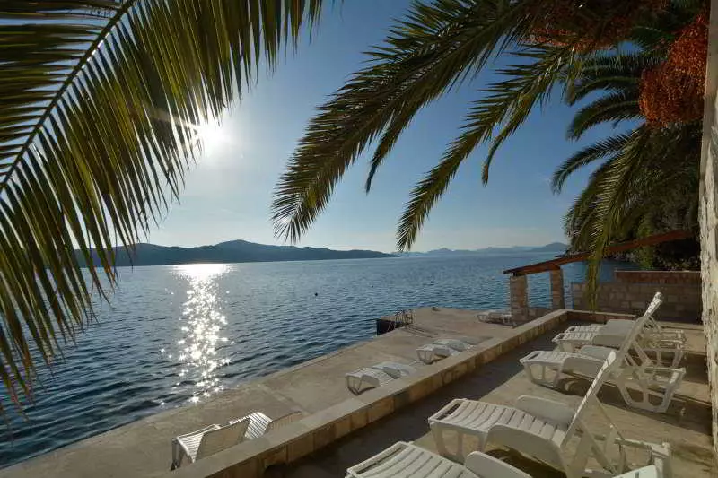 בית מלון כפרי Beach Villa Ratac