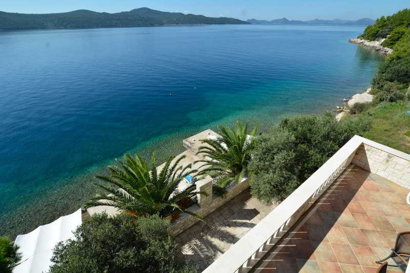 هتل Beach Villa Ratac