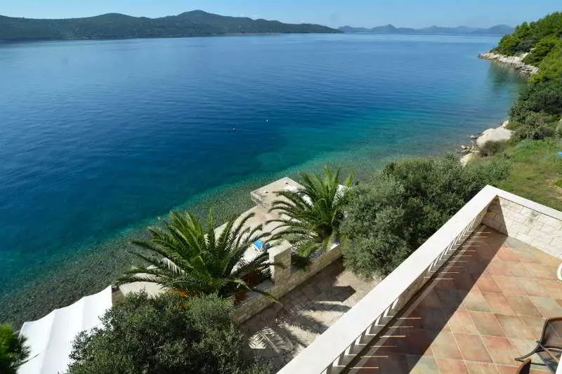 בית מלון כפרי Beach Villa Ratac