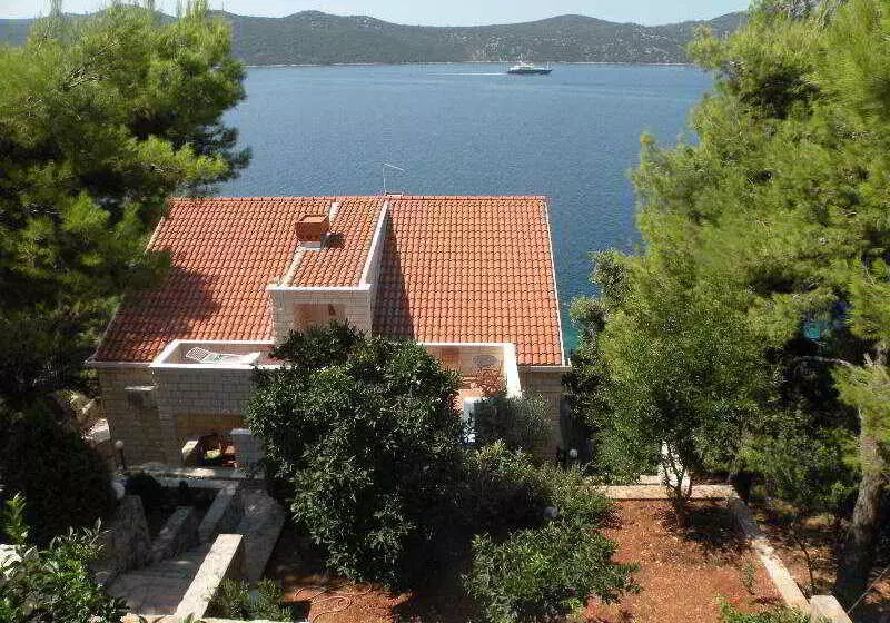 בית מלון כפרי Beach Villa Ratac